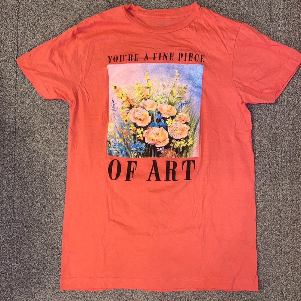 Tj Maxx You’re A Fine Piece Of Art Peach Color Glower Design Short Sleeve Top